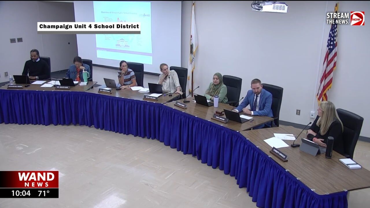 Parents, teachers voice support for former superintendent at Unit 4 meeting